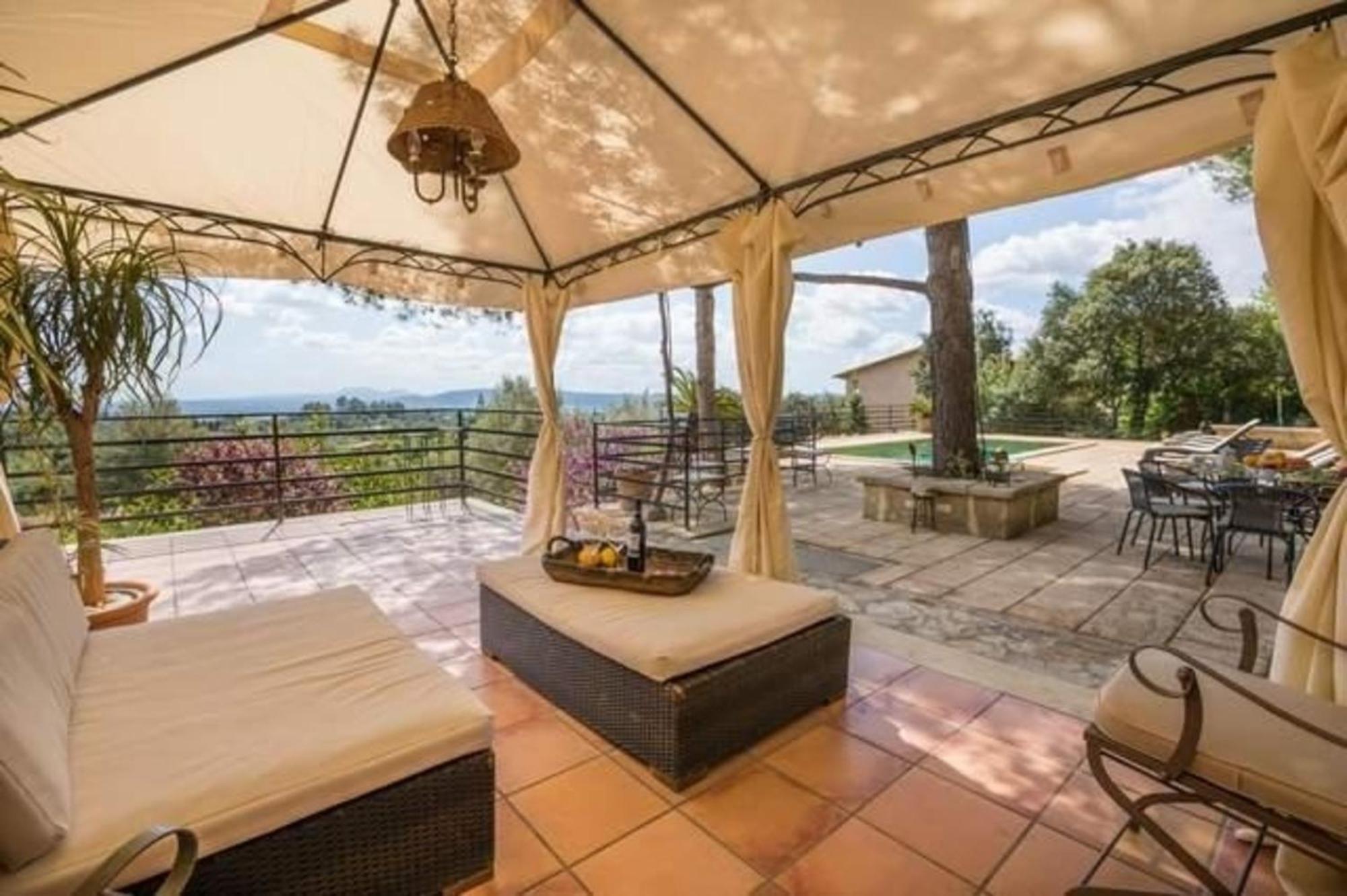 Ferienhaus Komfortables In Alar Mit Grossem Garten